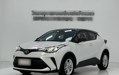 Toyota C-HR I рестайлинг, 2022 год, 1 790 325 рублей, 3 фотография