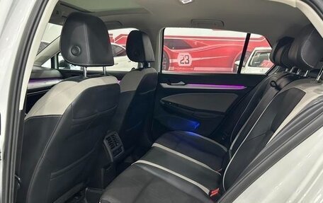 Volkswagen Golf VIII, 2021 год, 1 476 000 рублей, 7 фотография