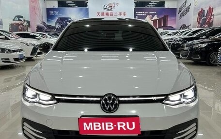 Volkswagen Golf VIII, 2021 год, 1 476 000 рублей, 2 фотография