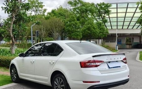 Skoda Octavia, 2021 год, 1 432 000 рублей, 3 фотография