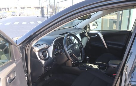 Toyota RAV4, 2015 год, 1 930 000 рублей, 11 фотография