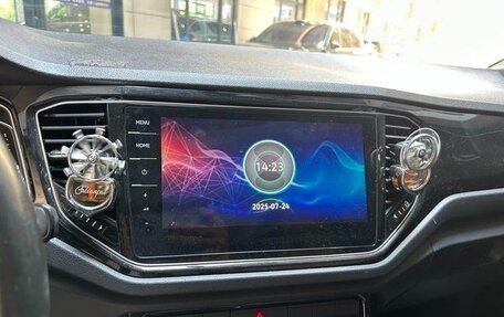Volkswagen T-Roc I, 2022 год, 1 532 000 рублей, 12 фотография