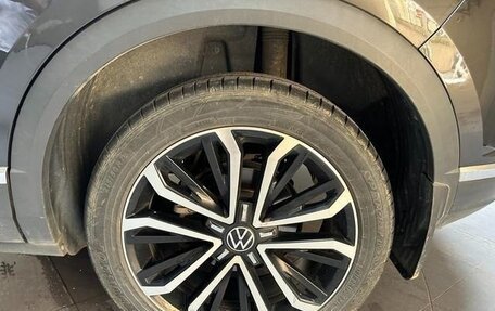 Volkswagen T-Roc I, 2022 год, 1 532 000 рублей, 19 фотография