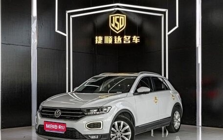 Volkswagen T-Roc I, 2022 год, 1 483 400 рублей, 1 фотография
