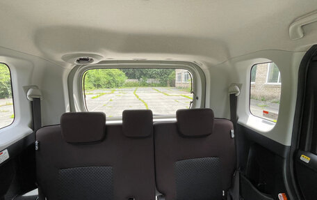 Toyota Roomy I, 2022 год, 750 000 рублей, 14 фотография