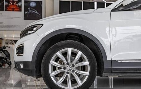 Volkswagen T-Roc I, 2022 год, 1 483 400 рублей, 7 фотография