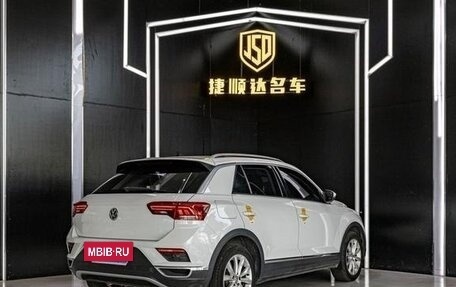 Volkswagen T-Roc I, 2022 год, 1 483 400 рублей, 4 фотография