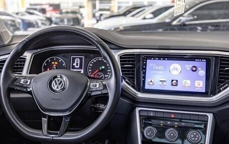 Volkswagen T-Roc I, 2022 год, 1 483 400 рублей, 15 фотография