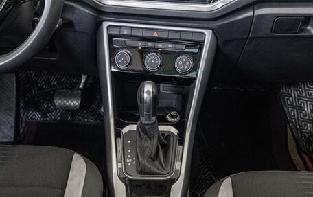 Volkswagen T-Roc I, 2022 год, 1 483 400 рублей, 12 фотография