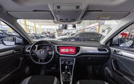 Volkswagen T-Roc I, 2022 год, 1 483 400 рублей, 17 фотография