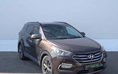 Hyundai Santa Fe III рестайлинг, 2017 год, 1 990 000 рублей, 3 фотография