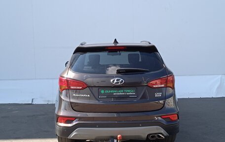 Hyundai Santa Fe III рестайлинг, 2017 год, 1 990 000 рублей, 6 фотография