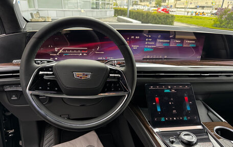 Cadillac Escalade V, 2024 год, 19 300 000 рублей, 7 фотография