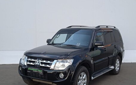 Mitsubishi Pajero IV, 2013 год, 2 370 000 рублей, 1 фотография