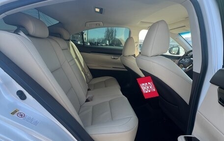 Lexus ES VII, 2016 год, 2 700 000 рублей, 16 фотография