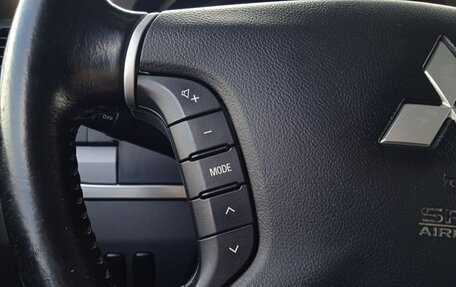 Mitsubishi Pajero IV, 2013 год, 2 370 000 рублей, 12 фотография