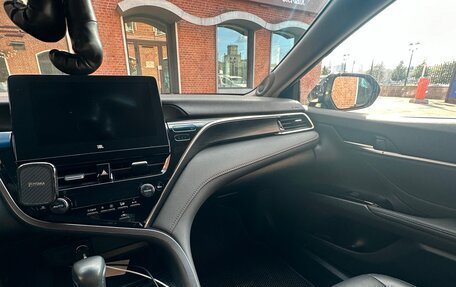Toyota Camry, 2023 год, 3 850 000 рублей, 6 фотография