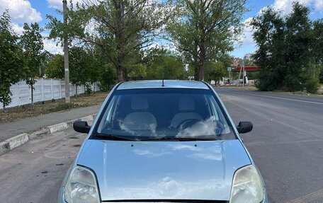 Ford Fiesta, 2003 год, 260 000 рублей, 2 фотография