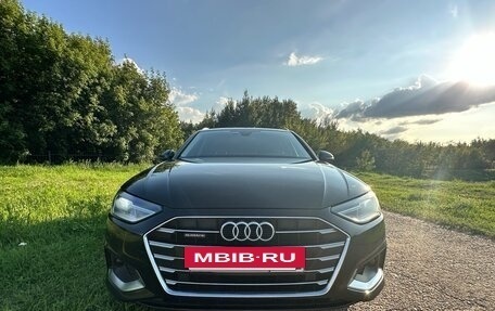 Audi A4, 2019 год, 2 870 000 рублей, 2 фотография
