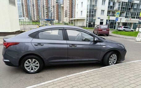 Hyundai Solaris II рестайлинг, 2021 год, 1 530 000 рублей, 3 фотография