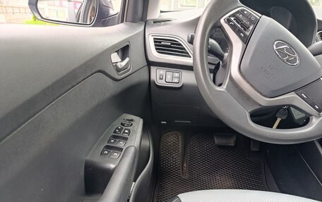 Hyundai Solaris II рестайлинг, 2021 год, 1 530 000 рублей, 14 фотография