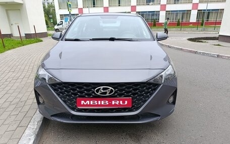 Hyundai Solaris II рестайлинг, 2021 год, 1 530 000 рублей, 9 фотография