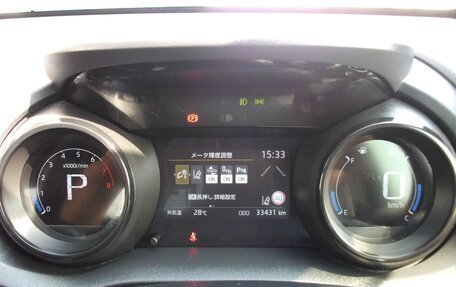 Toyota Yaris, 2021 год, 1 030 000 рублей, 22 фотография