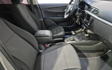 KIA Rio IV, 2018 год, 1 297 000 рублей, 12 фотография
