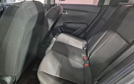 KIA Rio IV, 2018 год, 1 297 000 рублей, 14 фотография
