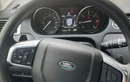 Land Rover Discovery Sport I рестайлинг, 2017 год, 2 300 000 рублей, 6 фотография