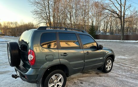 Chevrolet Niva I рестайлинг, 2012 год, 510 000 рублей, 4 фотография