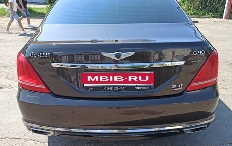 Genesis G90 I рестайлинг, 2016 год, 2 200 000 рублей, 14 фотография