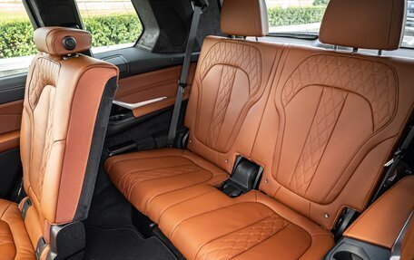BMW X7, 2025 год, 17 490 000 рублей, 28 фотография