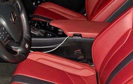 Lexus UX I, 2021 год, 3 550 000 рублей, 12 фотография