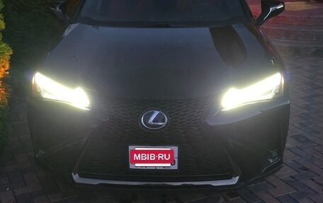 Lexus UX I, 2021 год, 3 550 000 рублей, 11 фотография