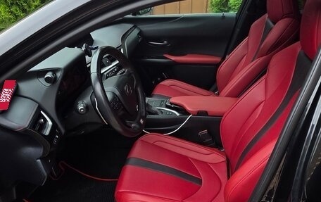 Lexus UX I, 2021 год, 3 550 000 рублей, 21 фотография