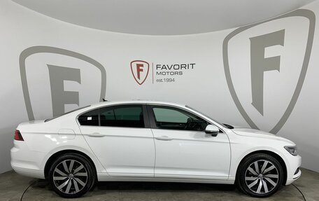 Volkswagen Passat B8 рестайлинг, 2019 год, 2 199 000 рублей, 4 фотография