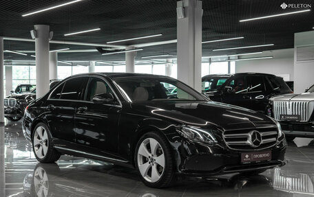 Mercedes-Benz E-Класс, 2018 год, 3 350 000 рублей, 2 фотография
