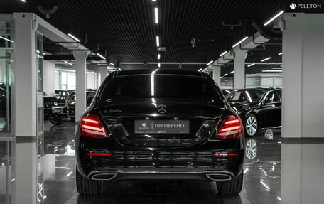 Mercedes-Benz E-Класс, 2018 год, 3 350 000 рублей, 6 фотография