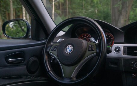 BMW 3 серия, 2009 год, 1 450 000 рублей, 31 фотография