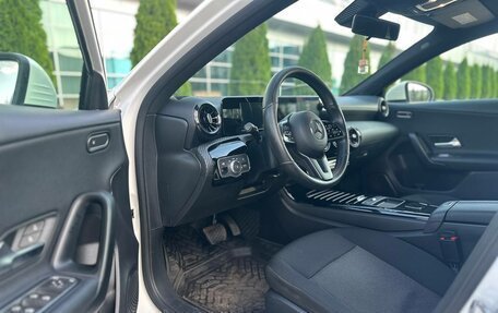 Mercedes-Benz A-Класс, 2019 год, 1 995 990 рублей, 7 фотография