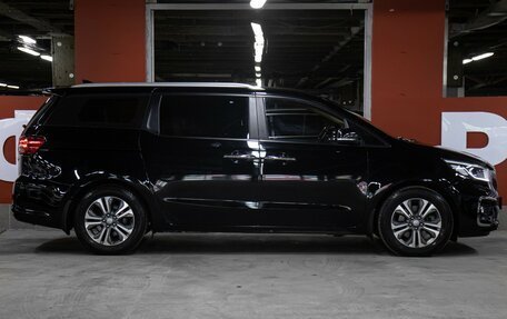 KIA Carnival III, 2019 год, 2 798 000 рублей, 4 фотография