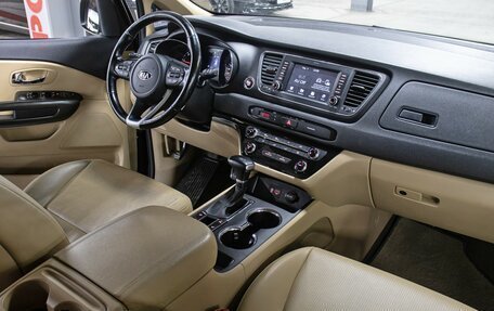 KIA Carnival III, 2019 год, 2 798 000 рублей, 11 фотография