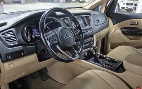 KIA Carnival III, 2019 год, 2 798 000 рублей, 17 фотография