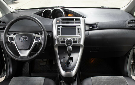 Toyota Verso I, 2012 год, 949 000 рублей, 14 фотография