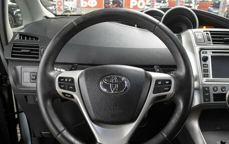 Toyota Verso I, 2012 год, 949 000 рублей, 17 фотография