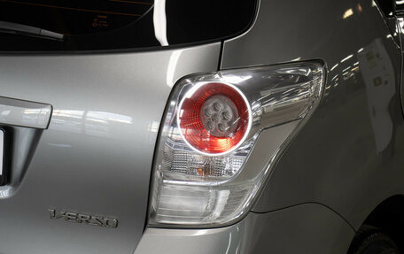 Toyota Verso I, 2012 год, 949 000 рублей, 24 фотография