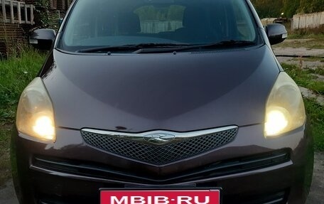 Toyota Ractis I, 2010 год, 850 000 рублей, 1 фотография