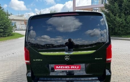 Mercedes-Benz V-Класс, 2020 год, 6 500 000 рублей, 7 фотография