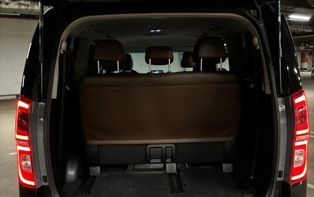 Hyundai Grand Starex Grand Starex I рестайлинг 2, 2020 год, 3 350 000 рублей, 11 фотография